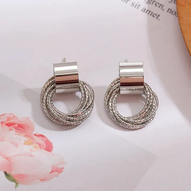 Golden Big Hoop Earrings Korean Geometry Metal Earrings for Women Female Retro Drop Earrings 2023 Trend Fashion Jewelry