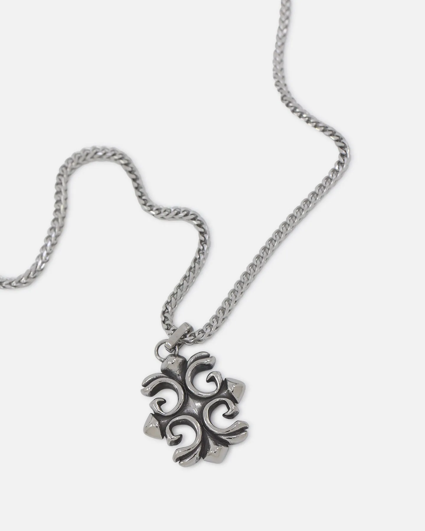Guess Mainline 26" 4G Rebel Charm Necklace Silver
