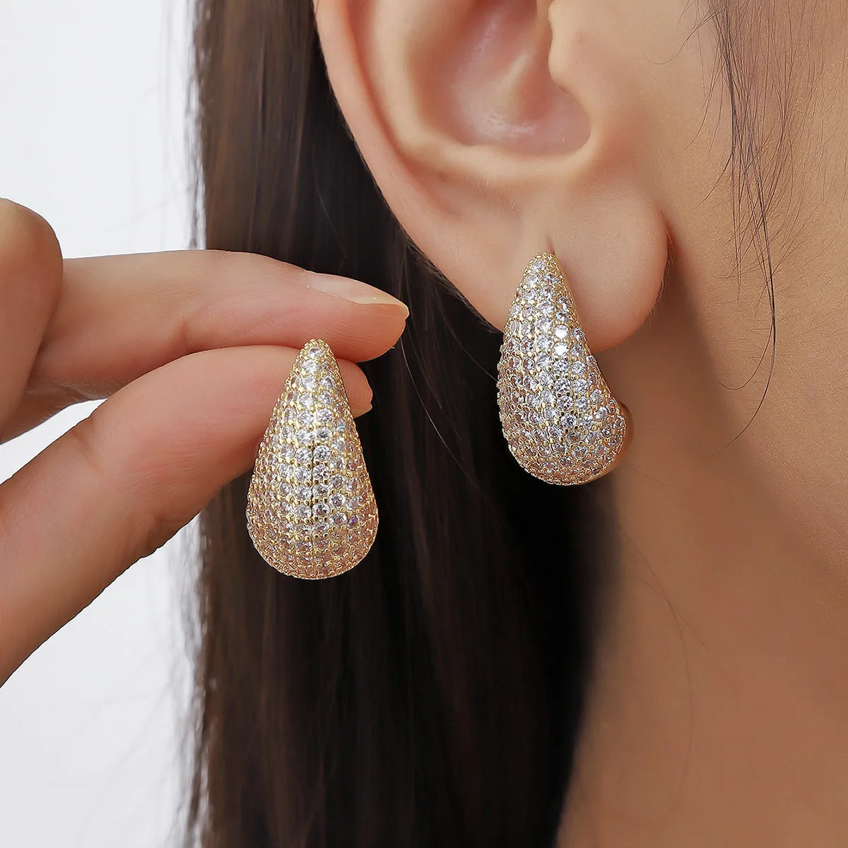Teardrop Gold Earrings  JLT12796